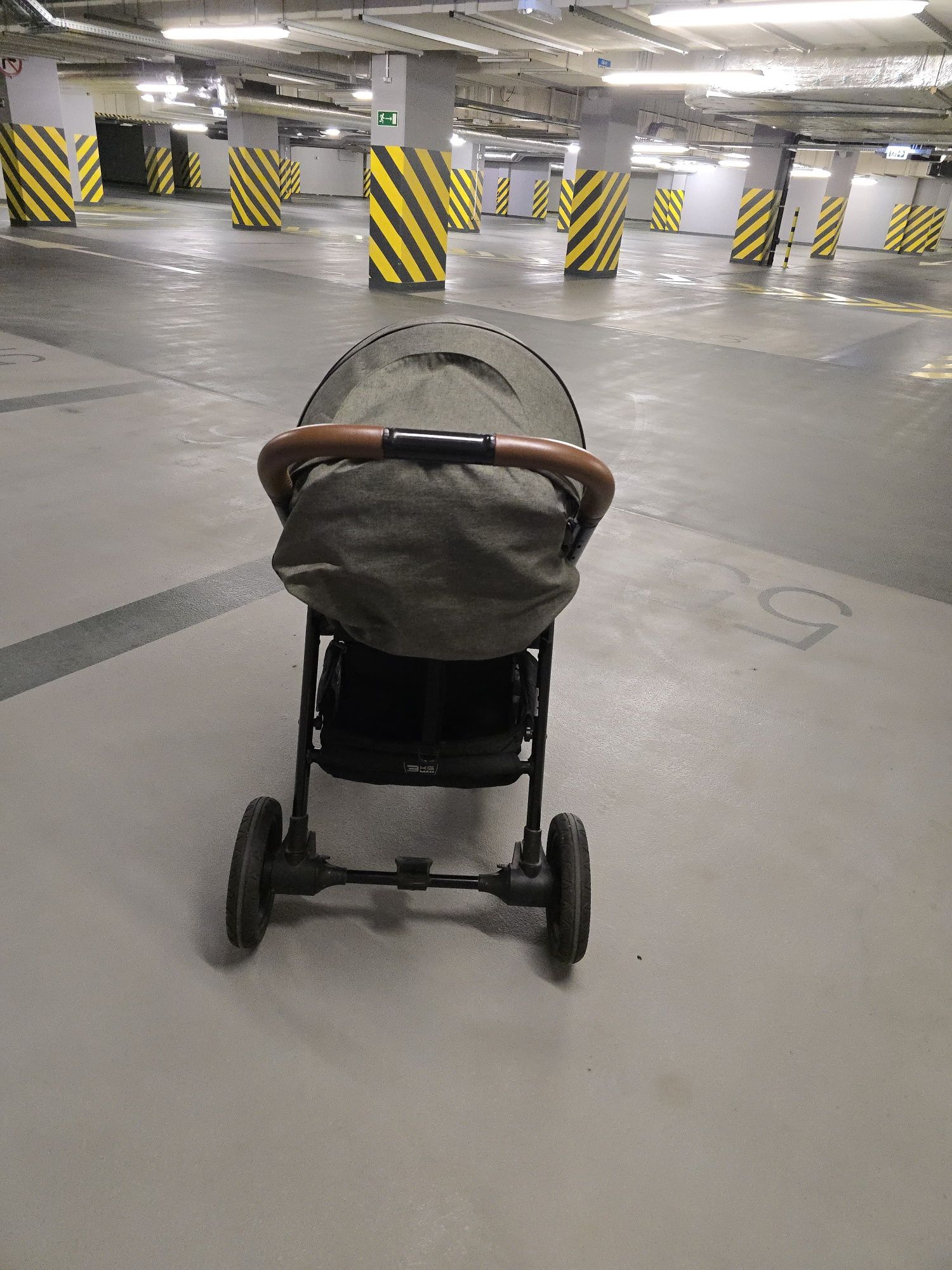 Muuvo Flex quick wózek spacerowy spacerówka lekka deep Forest