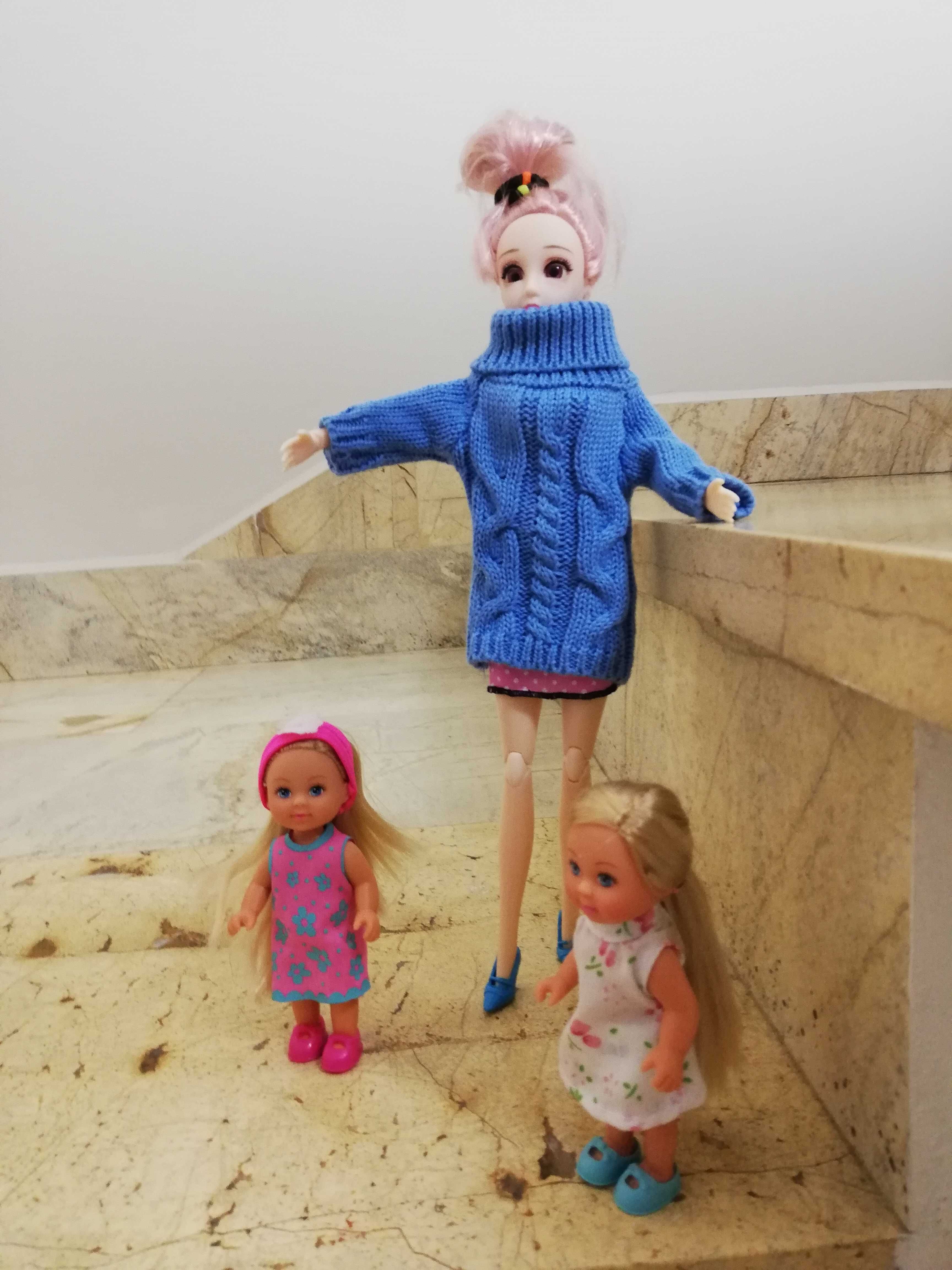 Ubranka dla lalki Barbie - sukienka sweter golf niebieski