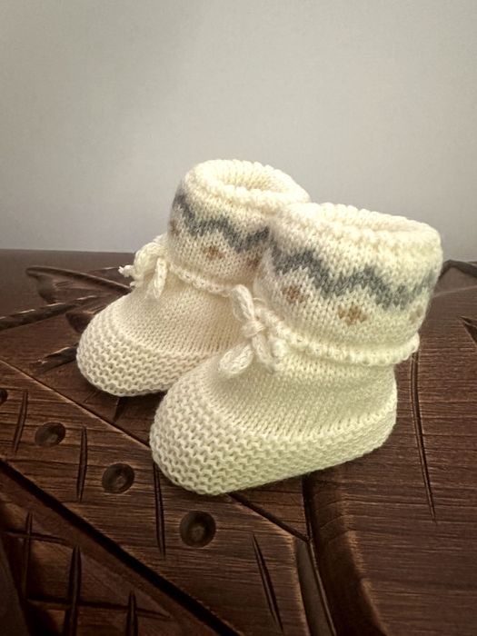 Botinhas para bebé várias cores NOVAS