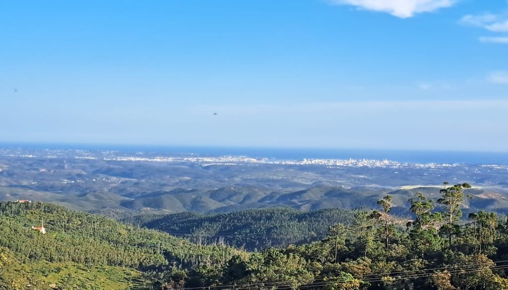 Terreno com ruína com visto magnífica