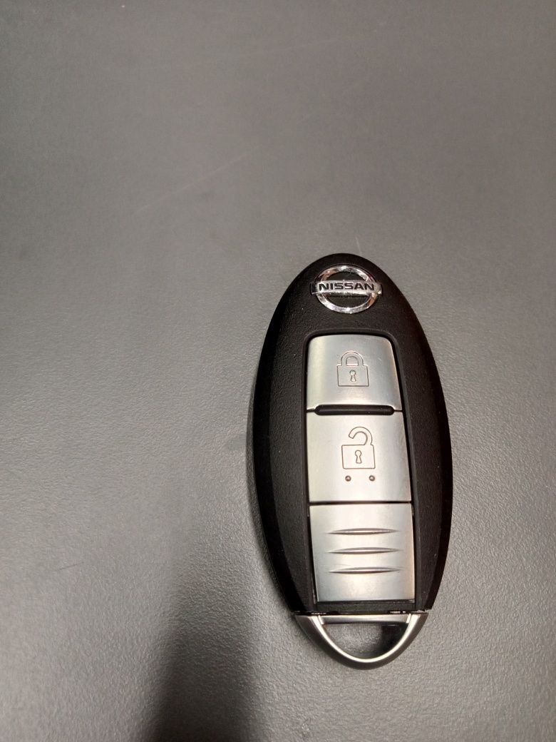 Chaves Nissan keyless