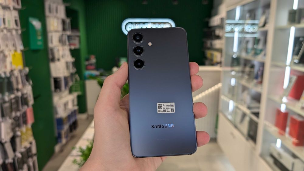 Магазин Samsung Galaxy S24 8/128GB Onyx Black Оплата частинами