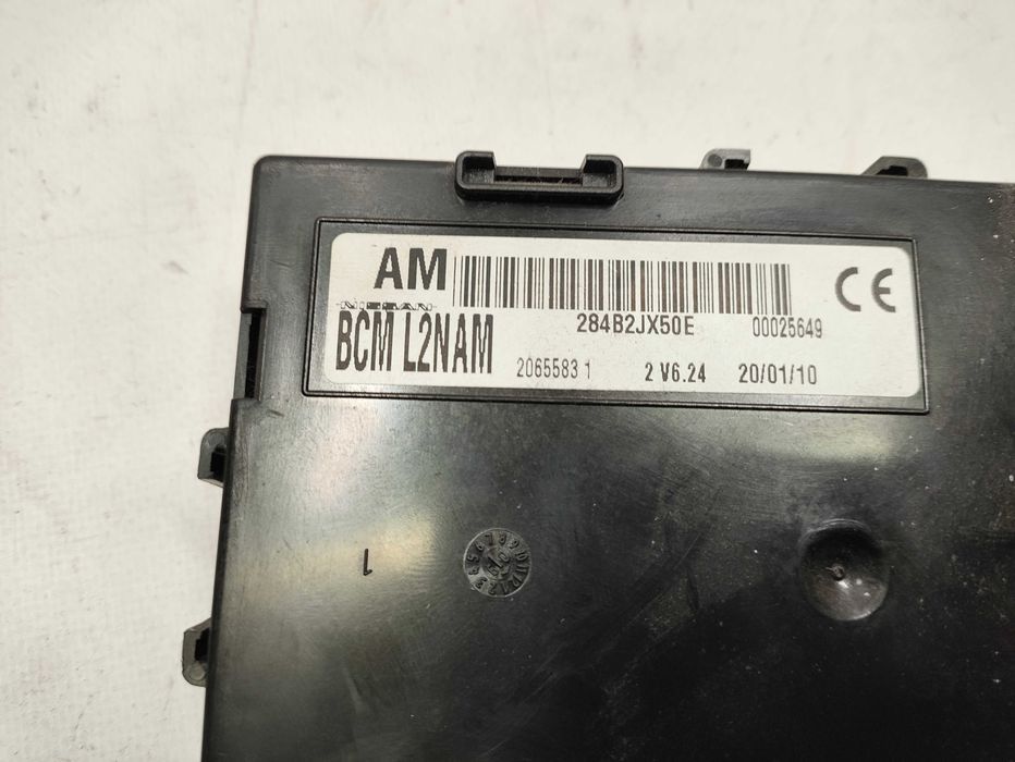 Moduł komfortu sterownik BCM Nissan NV200