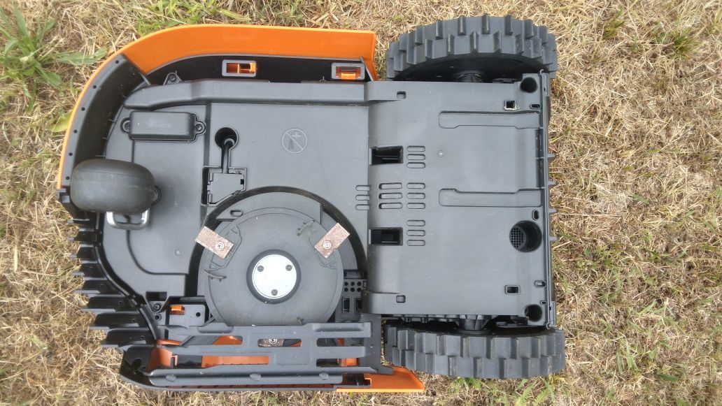 Robot koszący Worx Landroid M500 WR141E kosiarka samojezdna 500m² WORX