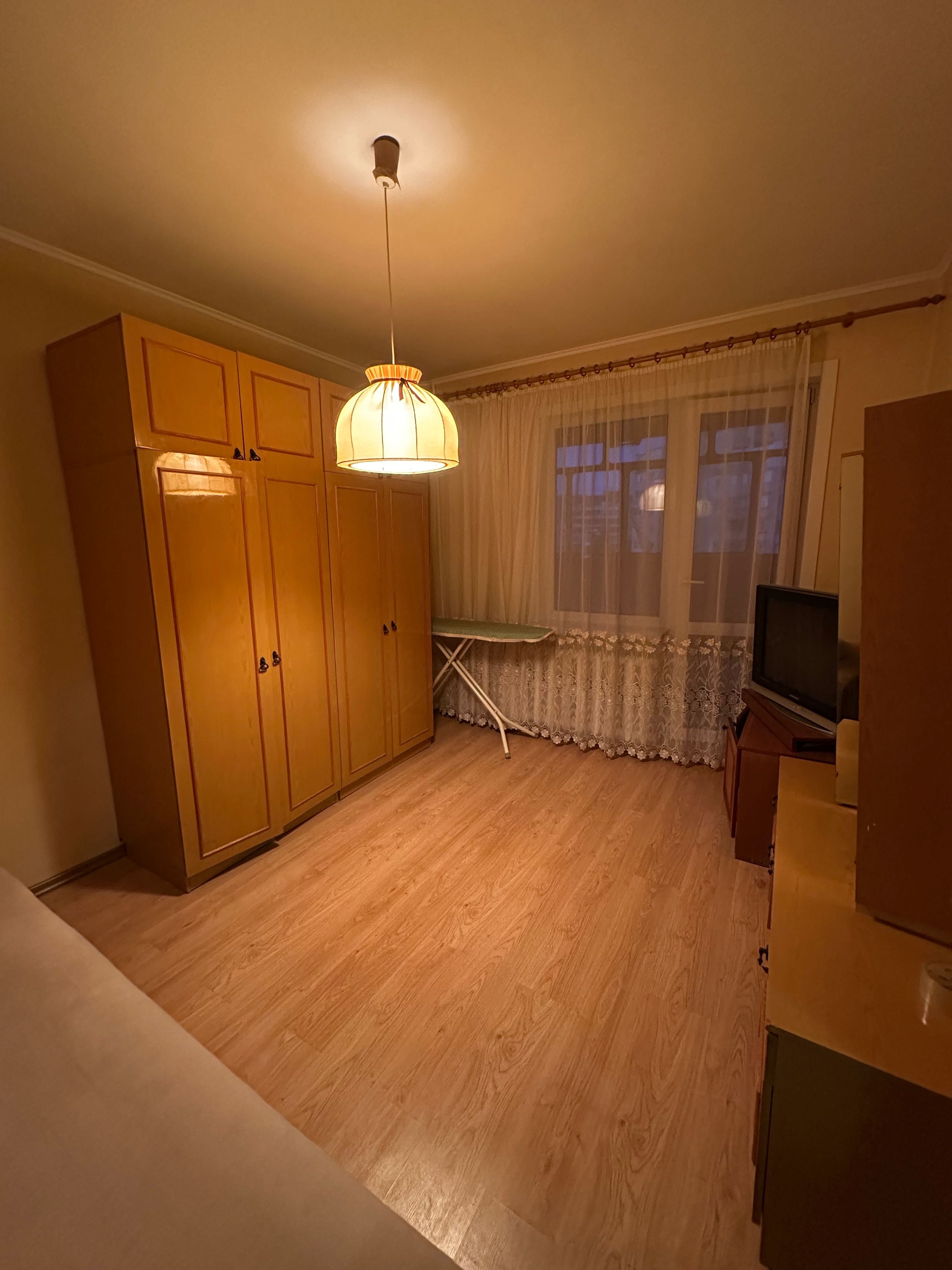 Оренда 3-кімнатної квартири по вул.Симона Петлюри, 25Б