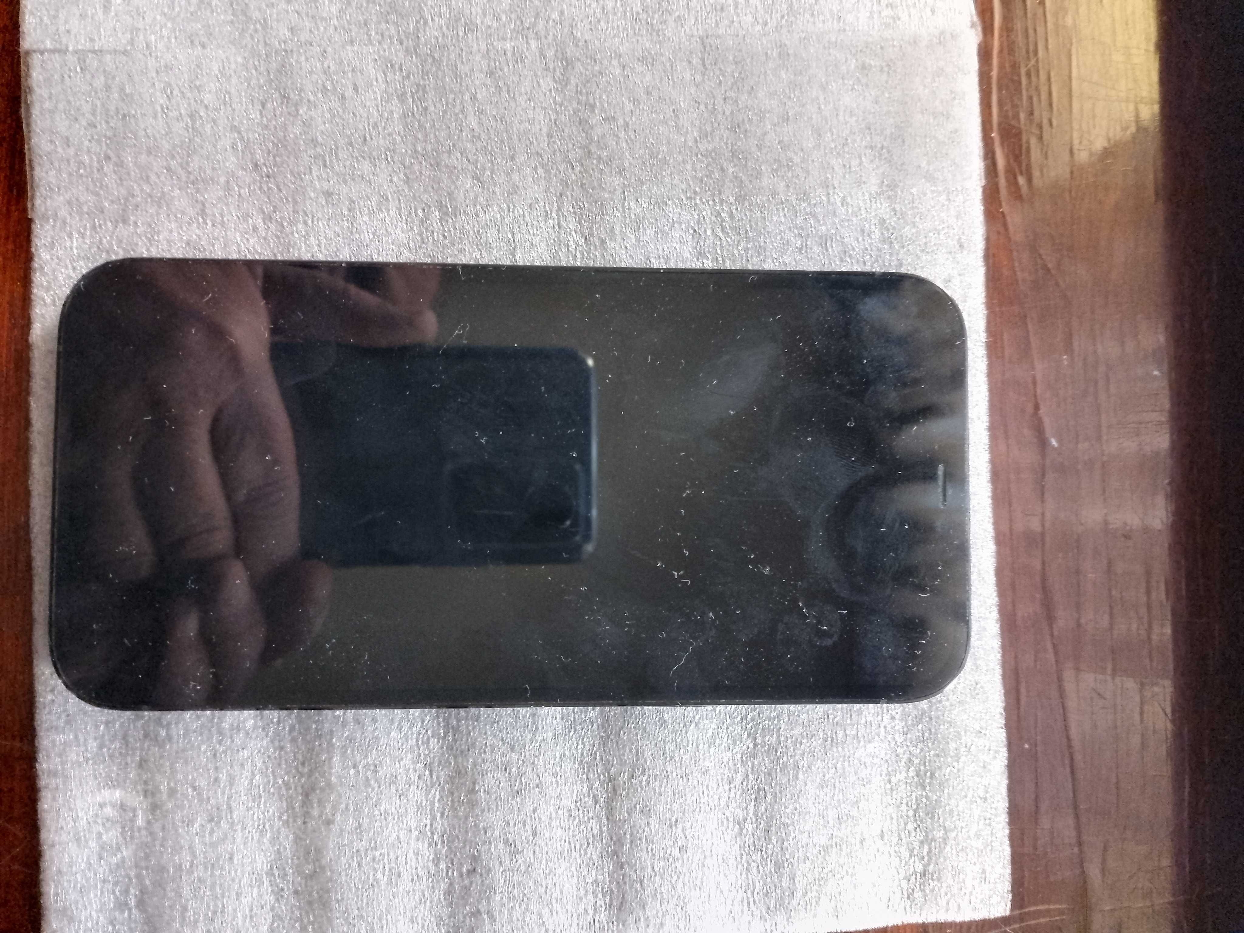 Продам Iphone 12 pro Max