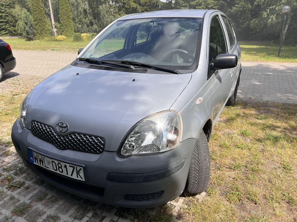 Toyota Yaris 2004