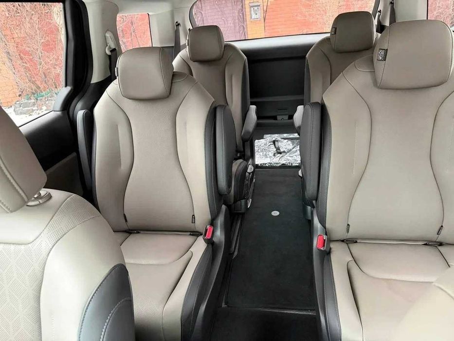 Kia Carnival  Рестайлинг, 2024