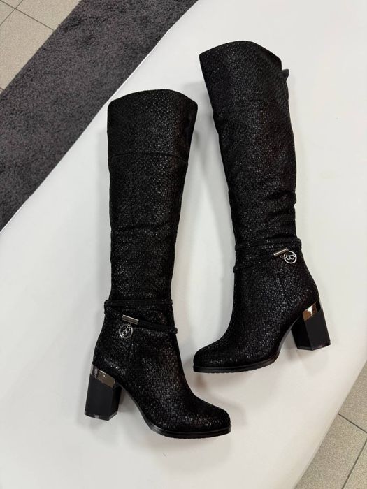 Чоботи жіночі зима розмір 37 натуральний замш з напиленням