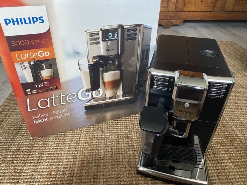 Ekspres do kawy Philips Latte Go 5000