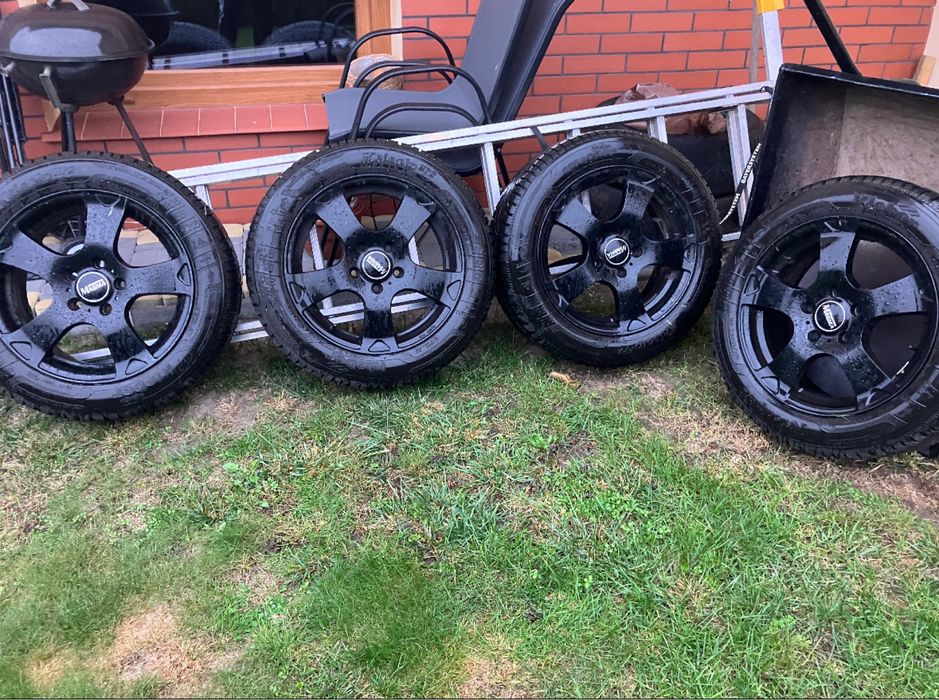 Felgi czarne audi a3 8v