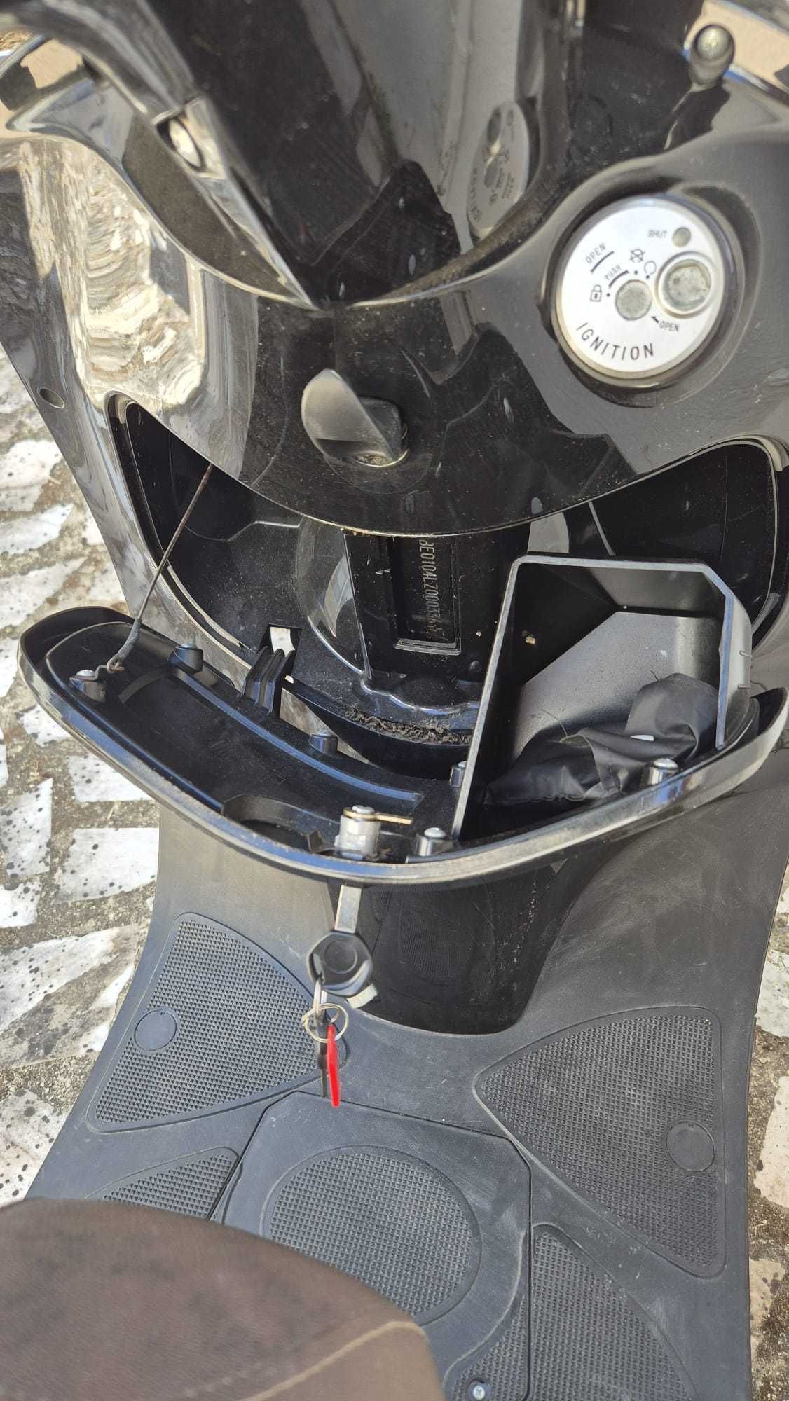 Mota Eletrica de Garagem como nova