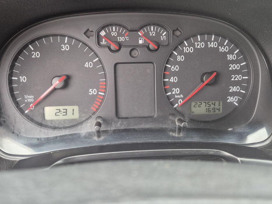 Volkswagen Golf IV 1.9 TDI – oszczędny, klima, niski przebieg, super s