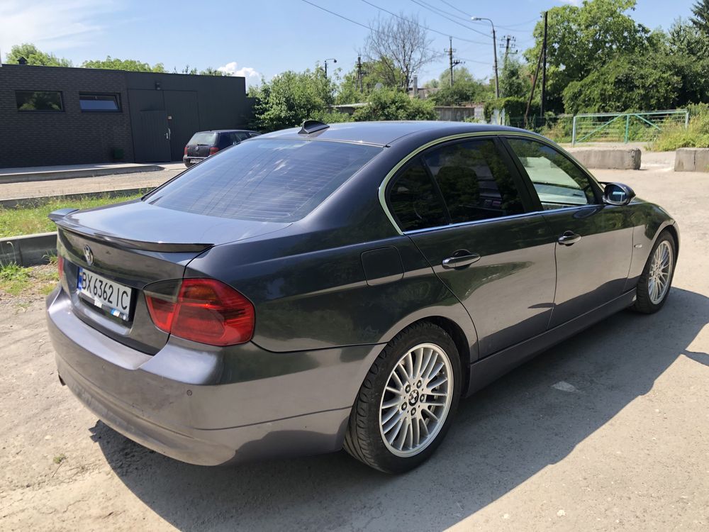 BMW 325i avtomat