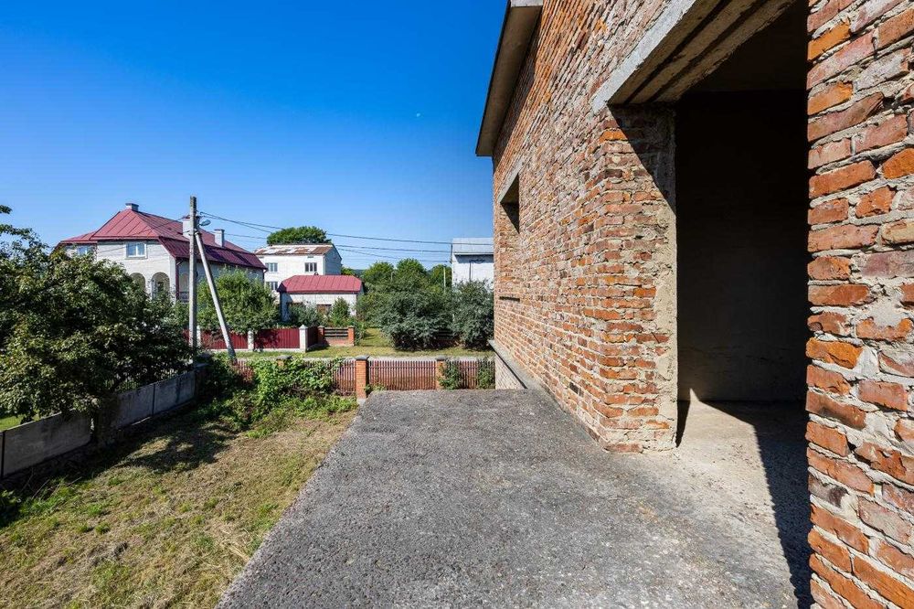 Продаж будинок м. Винники/введ. в експлуатацію,всі комунікації/ Львів