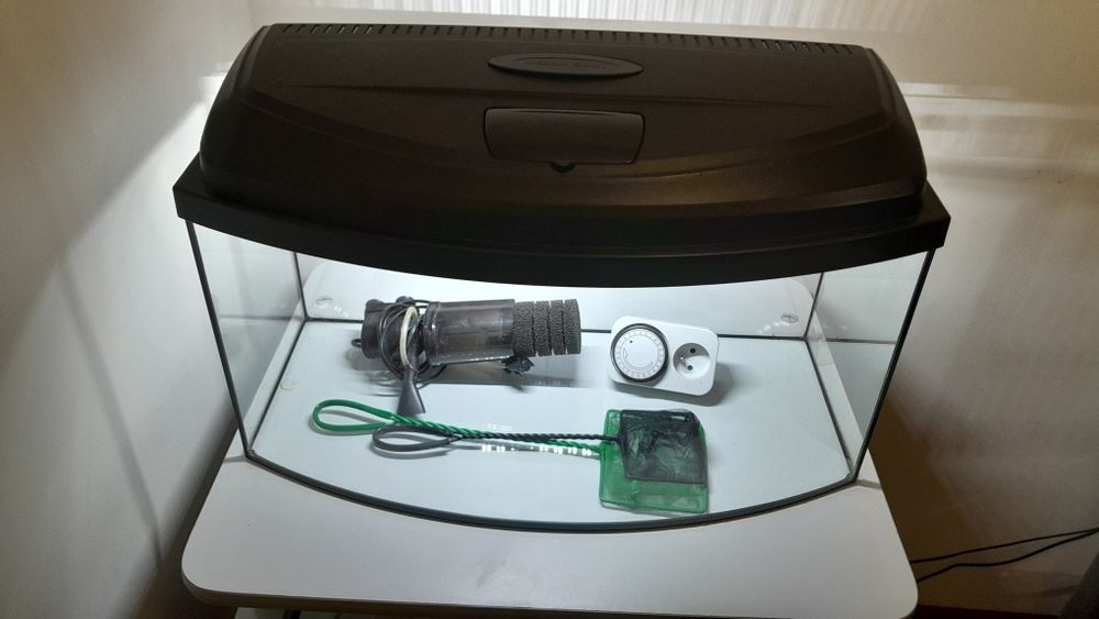 Akwarium 54/60l AQUASZUT zestaw lampka, pompka itp.  jak nowy