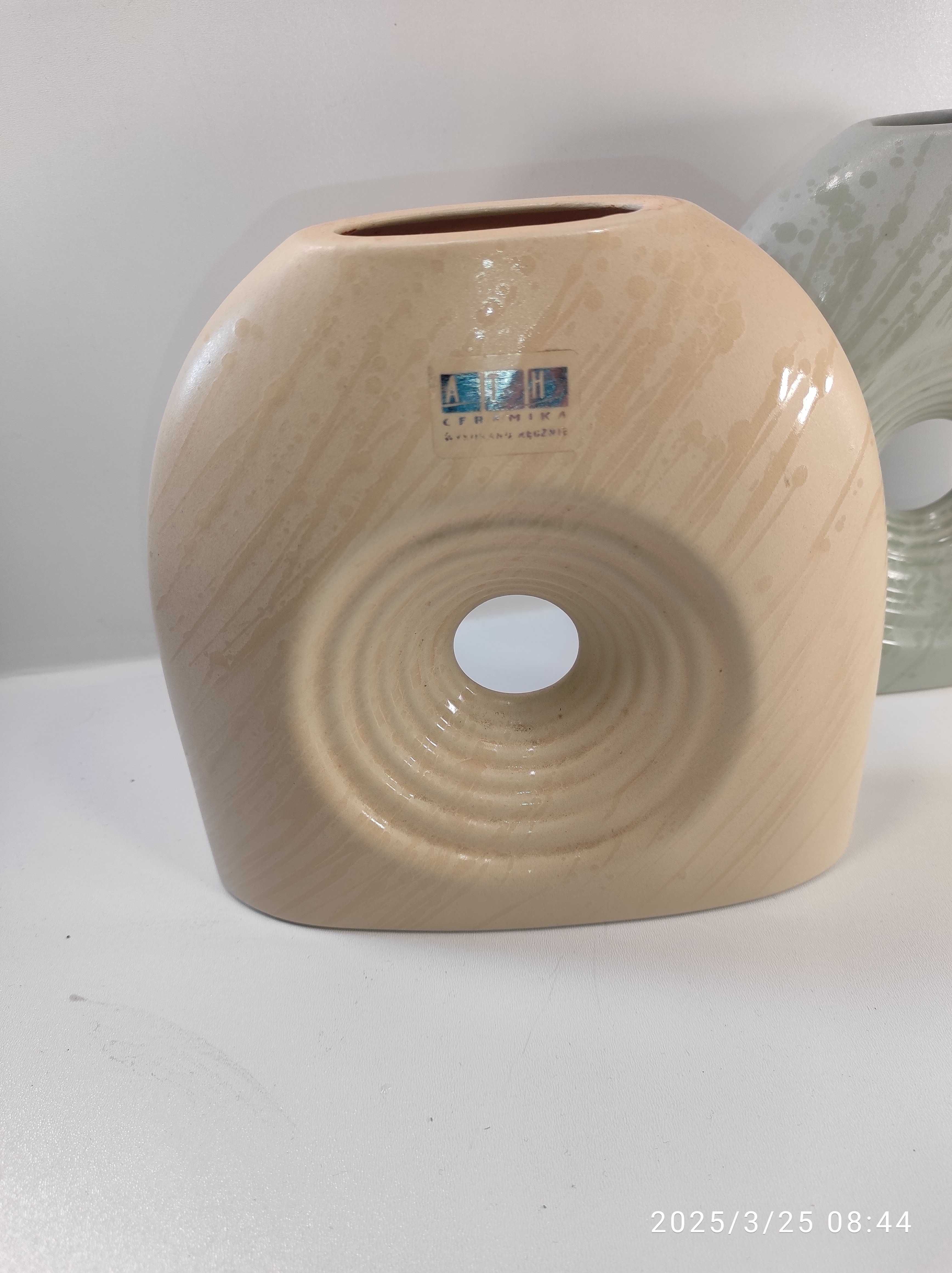 Wazon ceramiczny z dziurką ceramika wys 19cm beżowy i szary