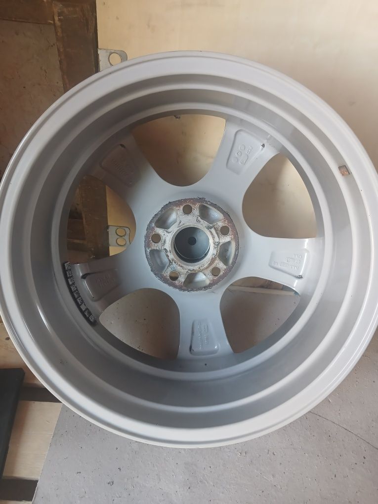 Продам диск O.Z  і r17 VW ,audi ,(в ідеальному стані)
