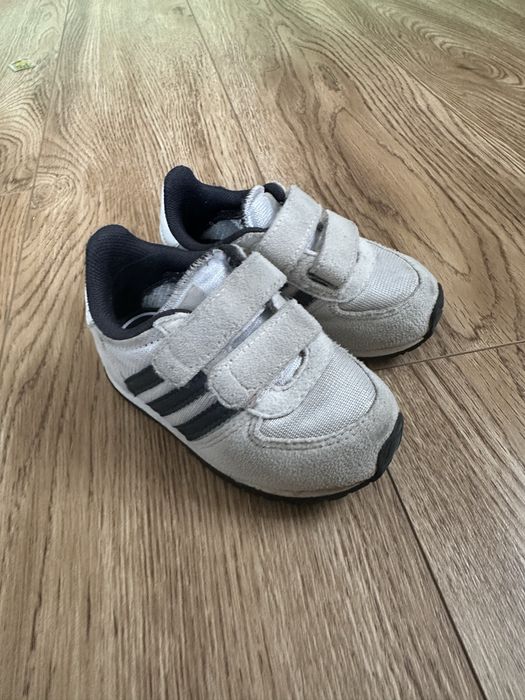 Кросівки adidas оригінал