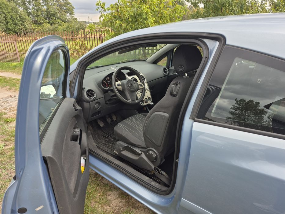Opel corsa 2006  benzyna