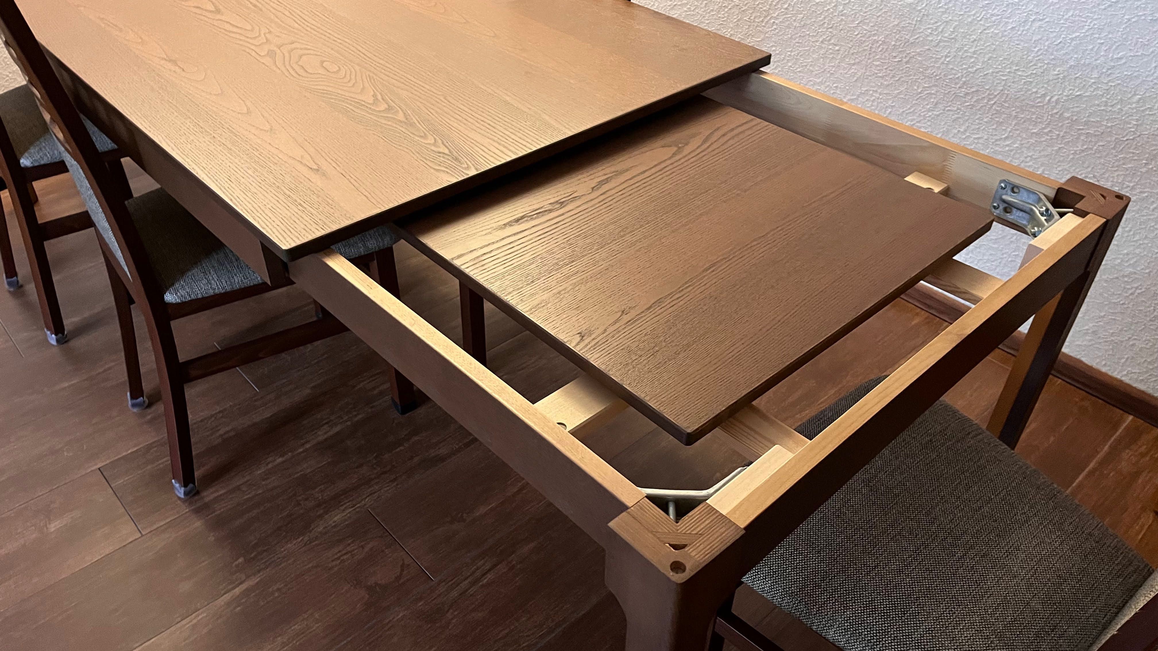 Stół rozkładany z IKEA - rozkładany (bez krzeseł)