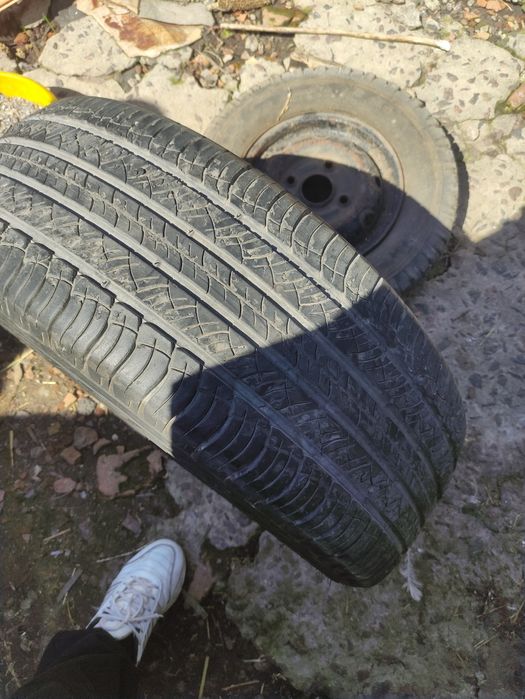 Шини 235.60.17 літо