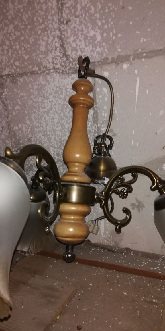 Żyrandol 3 punktowy drewno mosiądz