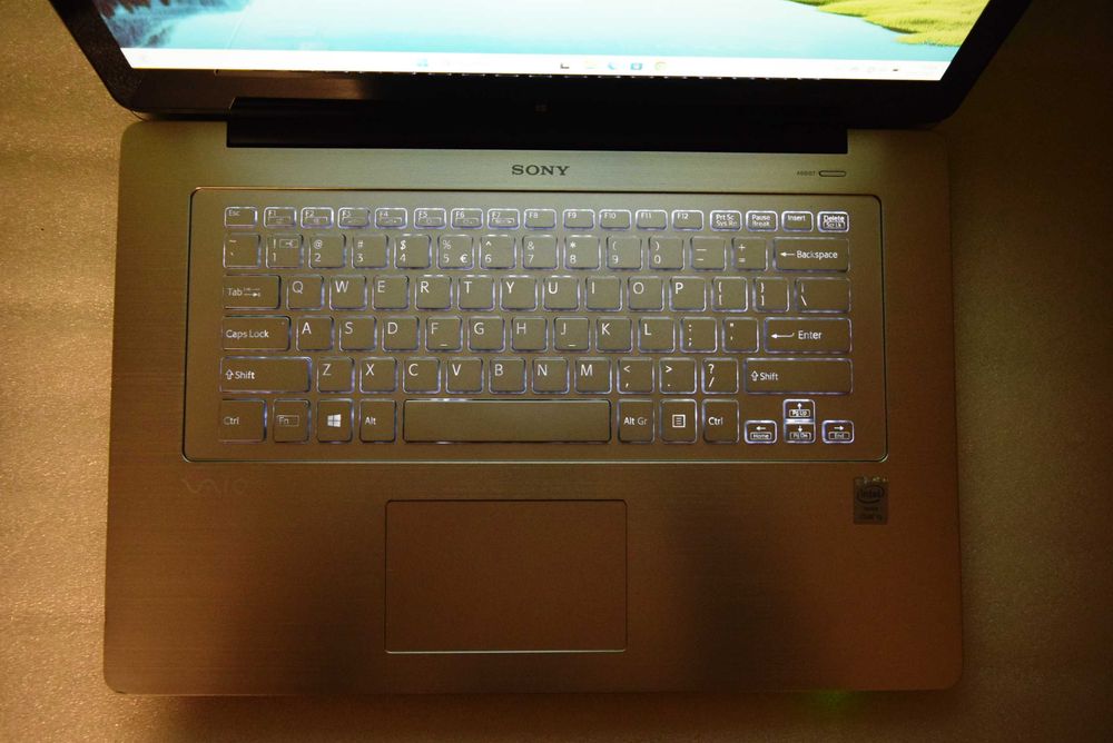 Laptop Sony Vaio Multi-Flip SVF15N18PGB 15.5" i5/16GB/250 SSD MŁAWA