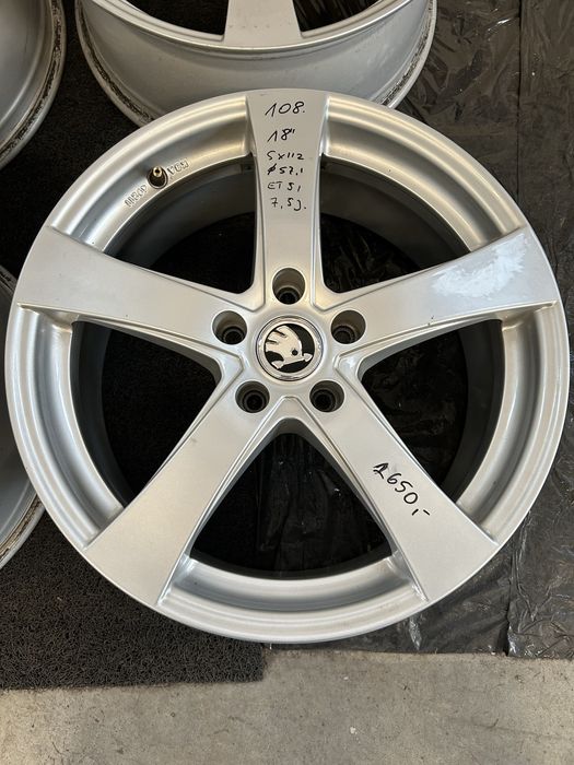 108 Felgi aluminiowe Skoda R 18 5x112 otwór 57,1 Bardzo Ładne