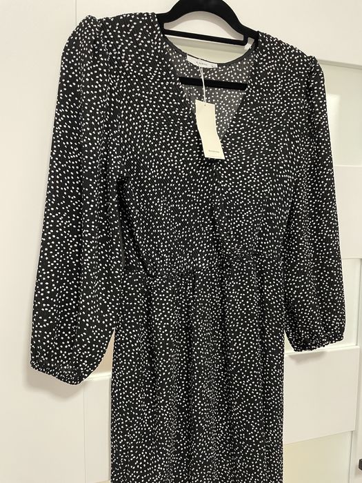 Reserved sukienka damska rozm 36 nowa z metka