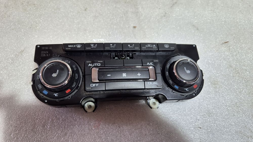 Panel nawiewu klimatyzacji skoda superb II 2 lift jak nowy Europa