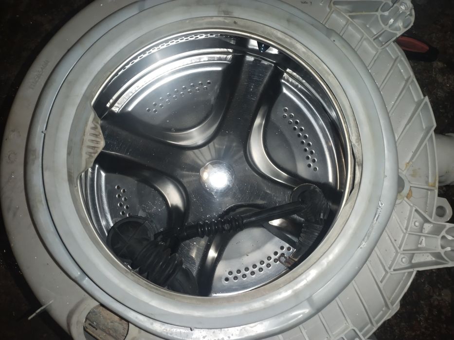 Пральна машинка електролюкс на запчастини
