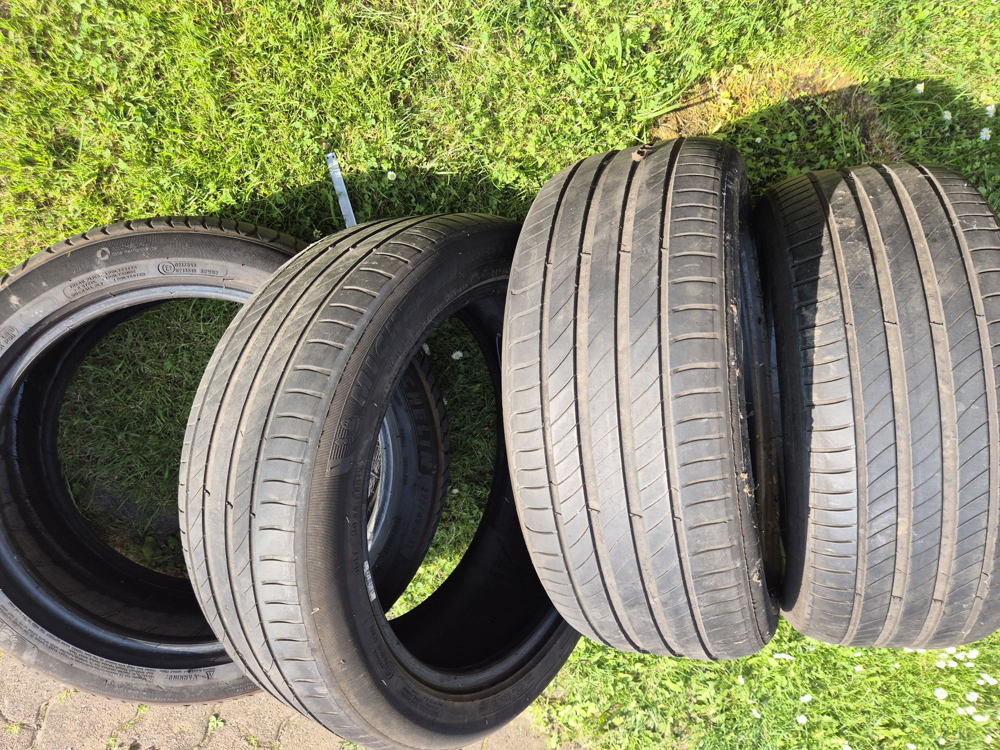 Michelin Primacy 4 222/45/17