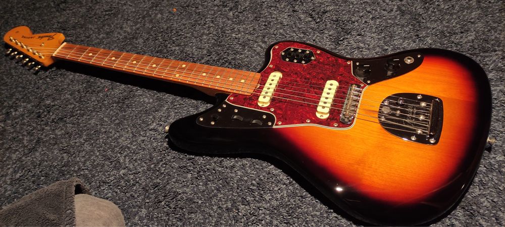 Fender Jaguar Vintera 60s - Como Nova