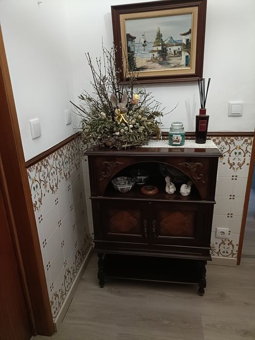 Móvel de corredor