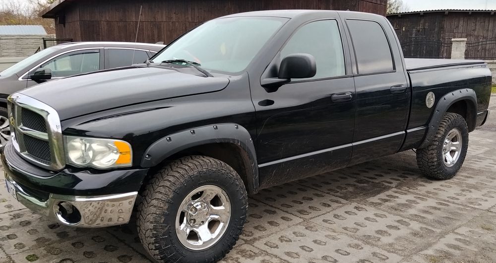 Dodge Ram 1500 5.7 HEMI 3 generacja 4x4