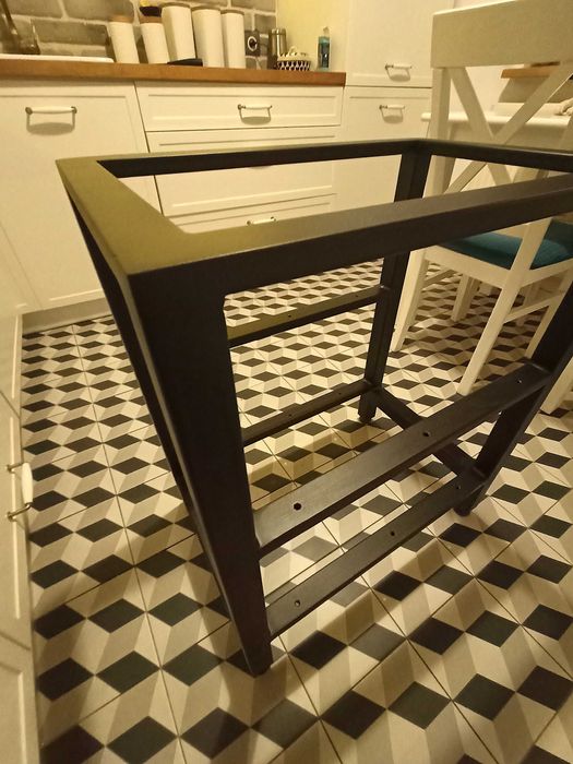 Audiofilski regał audio na sprzęt Hi Fi - stelaż.