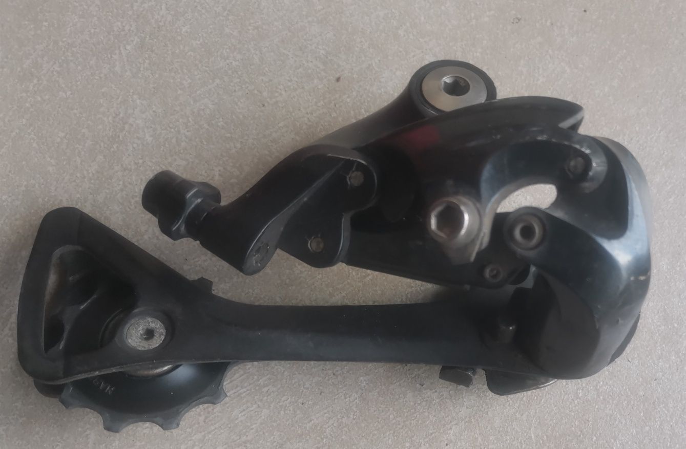 Tylna przerzutka SHIMANO SORA model RS-R3000 do napędu 2x9 3x9