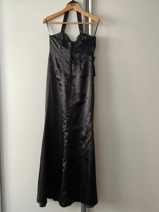 Вечірня чорна довга сукня