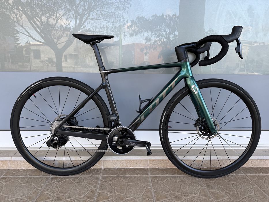 Bicicleta Scott Addicr RC - Axs - rodas carbono