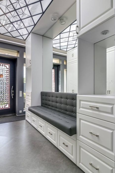 Ексклюзивний будинок з дизайнерським ремонтом в П. Борщагівці