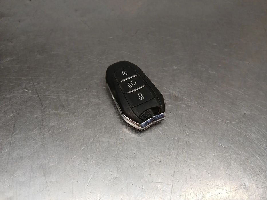 Chave / comando PEUGEOT 208 II