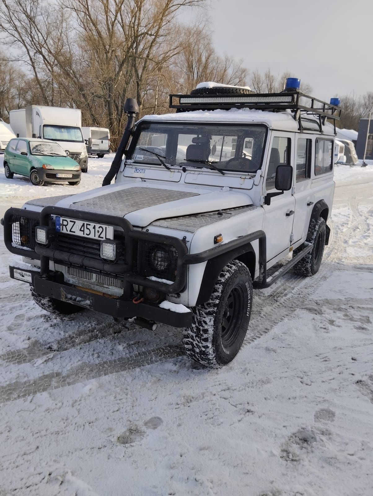 Land Rover Defender 110