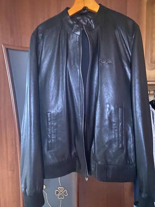 Шкіряна куртка,виробник Туретчіна,стан як нова.