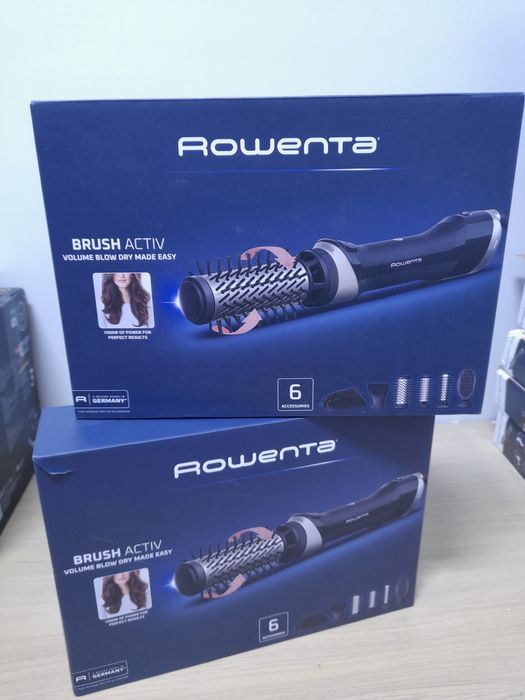 Фен-щітка Rowenta Renewal Brush Activ UB9540F0