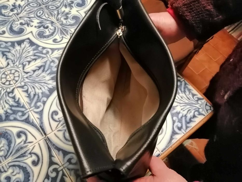 Mala de senhora em pele -  tipo pochette