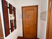 Arrenda-se apartamento T1 Santa Clara, junto Convento S. ...