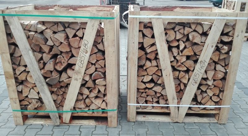 Drewno kominkowe połupane w paletach