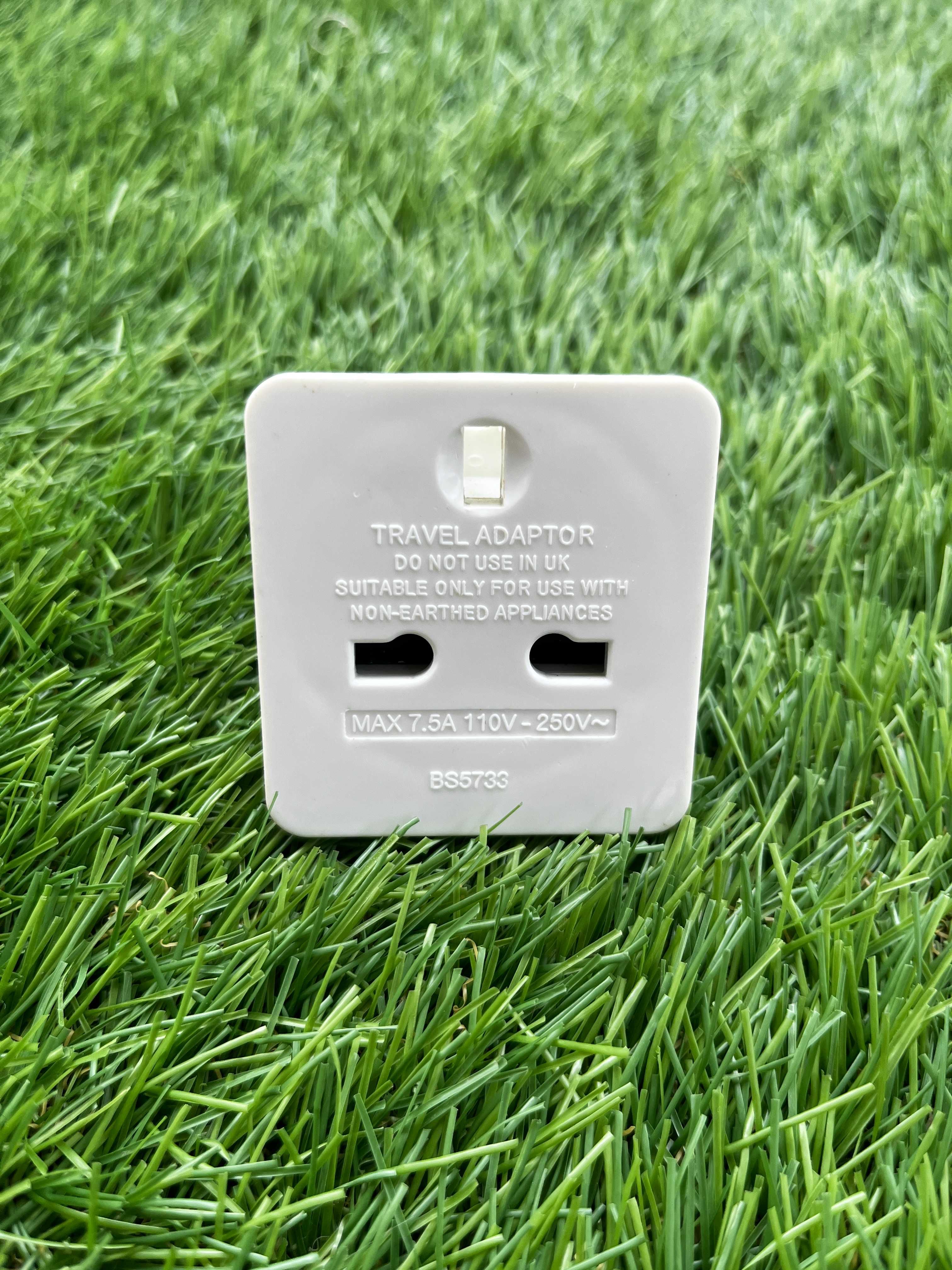 Outlet Adaptor - Travel Adaptor UK to Europe