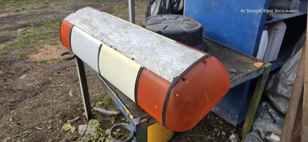 Проблисковий маяк,мигалка